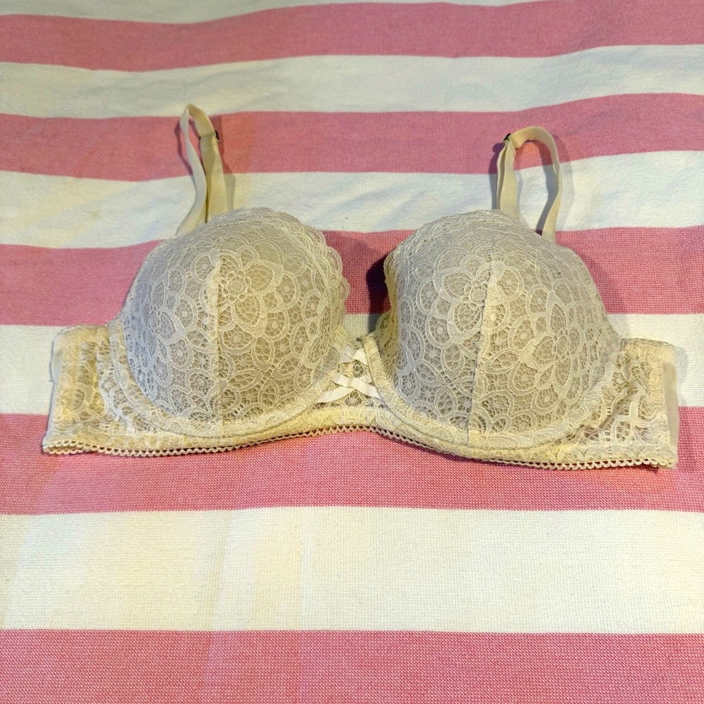 Victoria’s Secret Dream Angel Bra